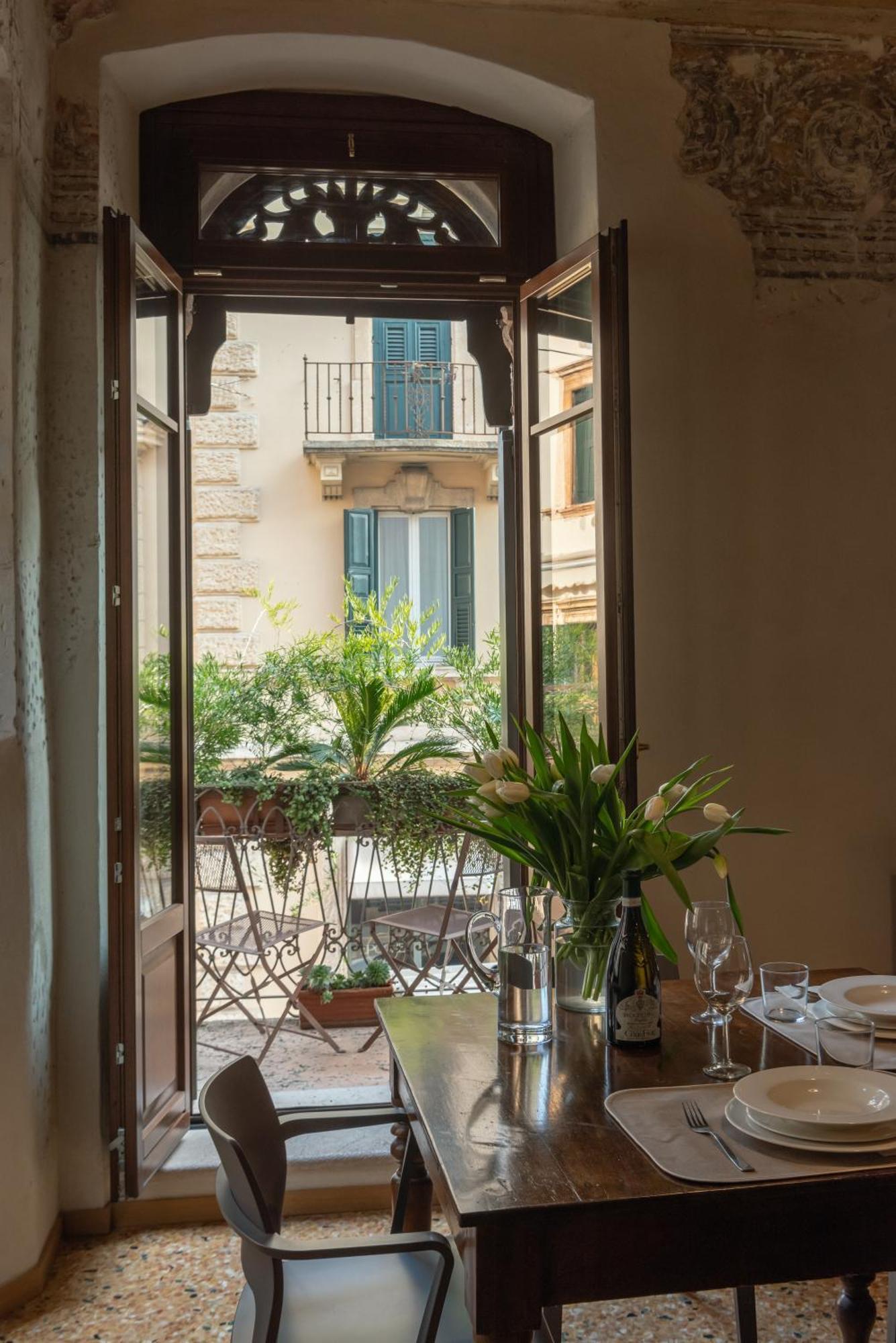 Residenza Roccamaggiore Верона Екстериор снимка