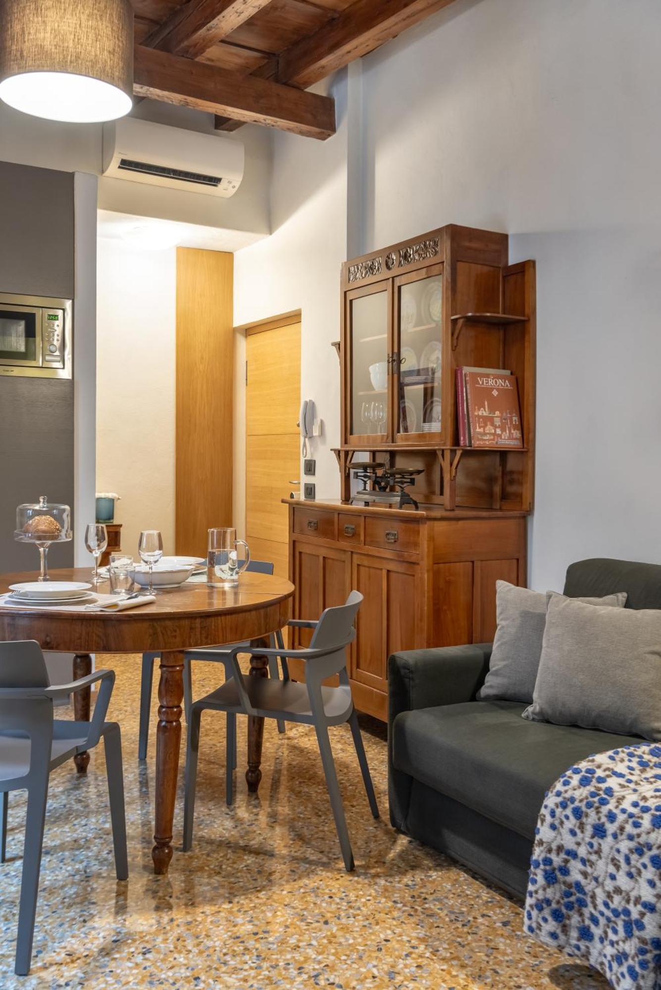 Residenza Roccamaggiore Верона Екстериор снимка