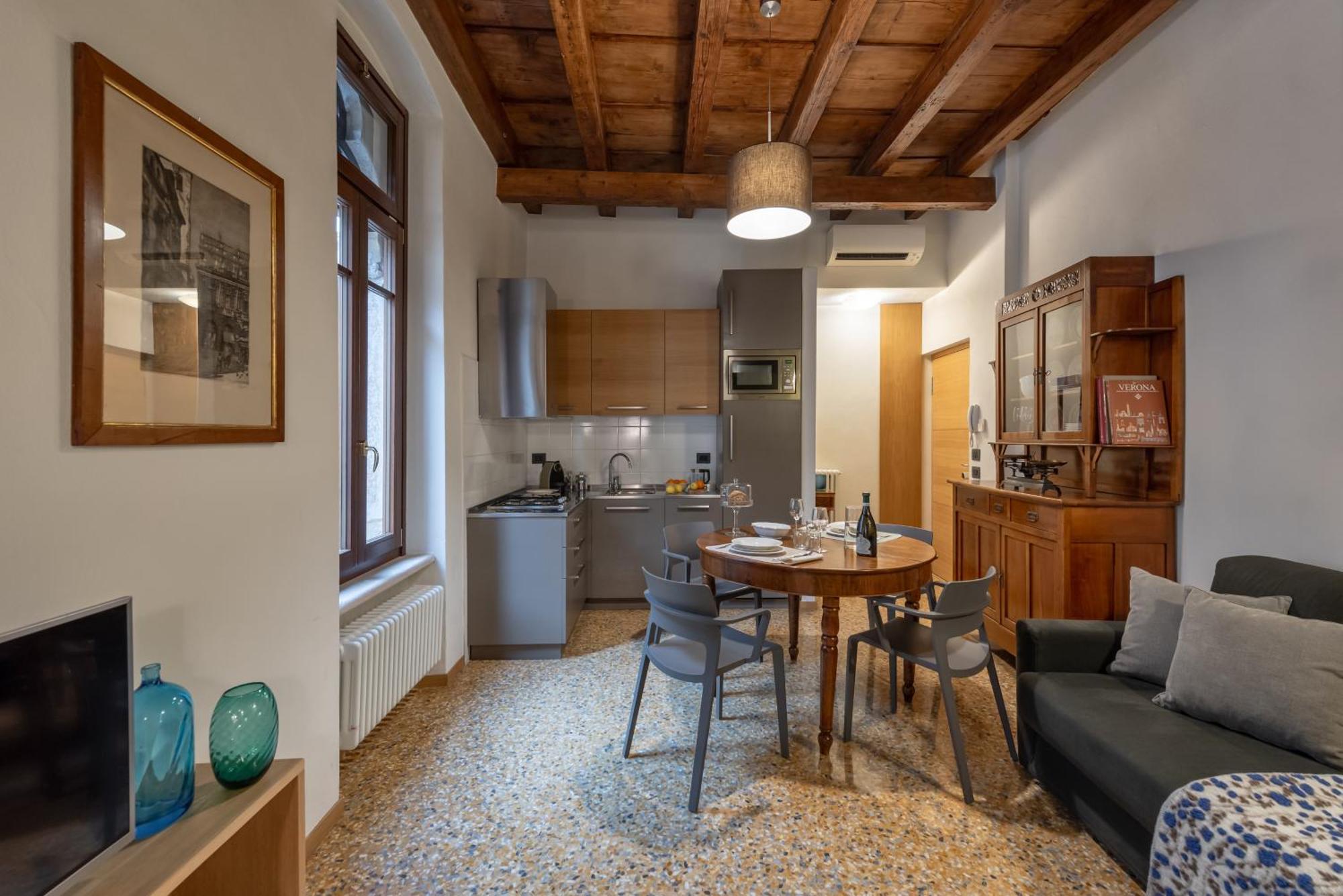 Residenza Roccamaggiore Верона Екстериор снимка